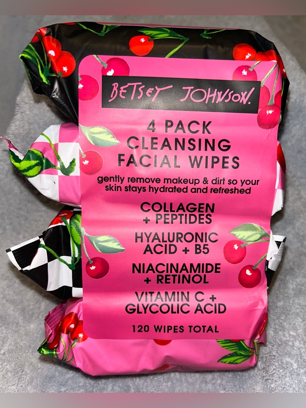 BETSEY JOHNSON 4-PACK (120 WIPES TOTAL) CLEANSING FACIAL WIPES/NWT!